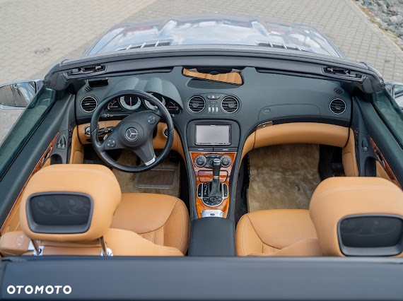 Mercedes-Benz SL - 21