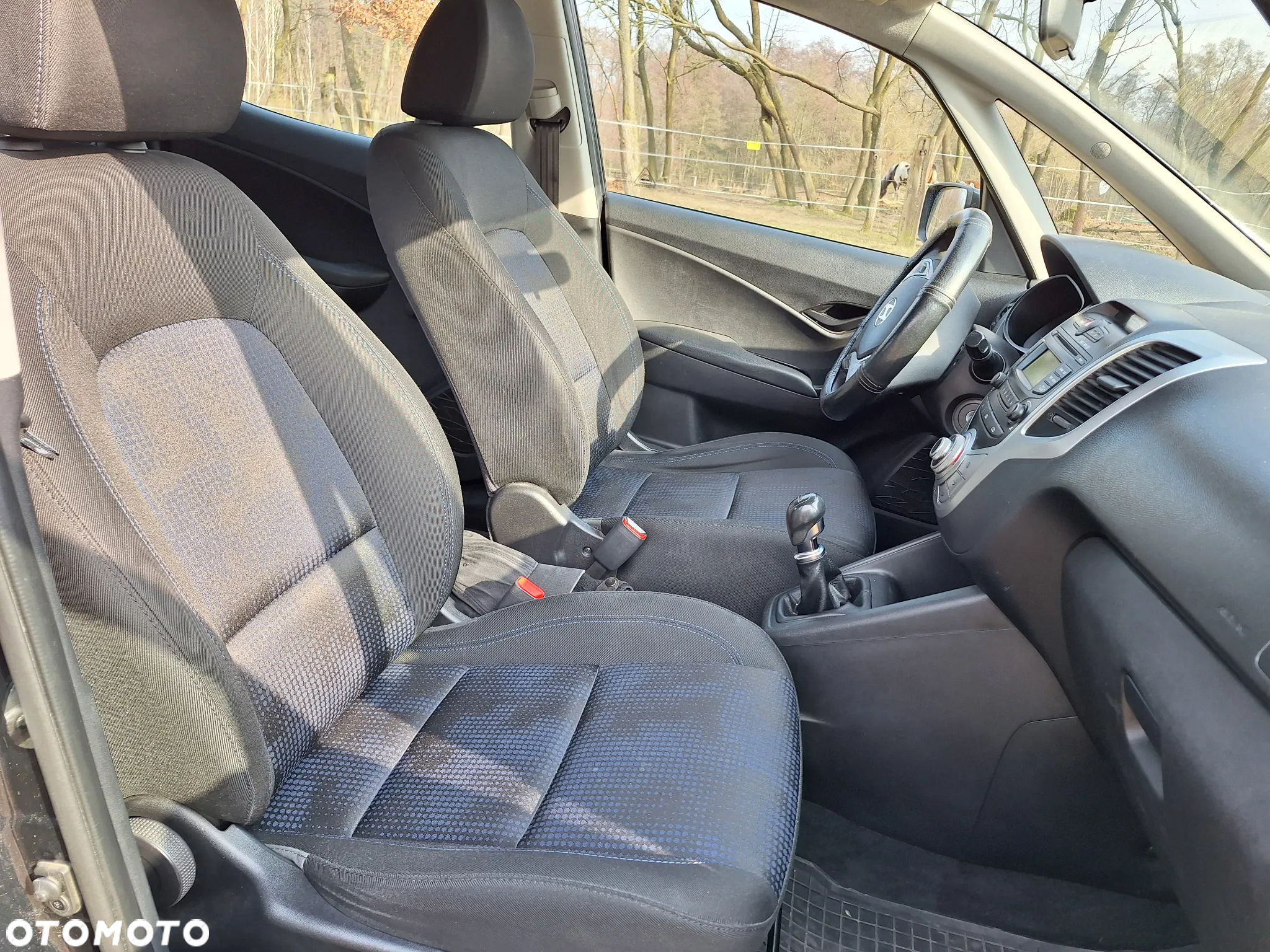 Hyundai ix20 1.4 Comfort - 13