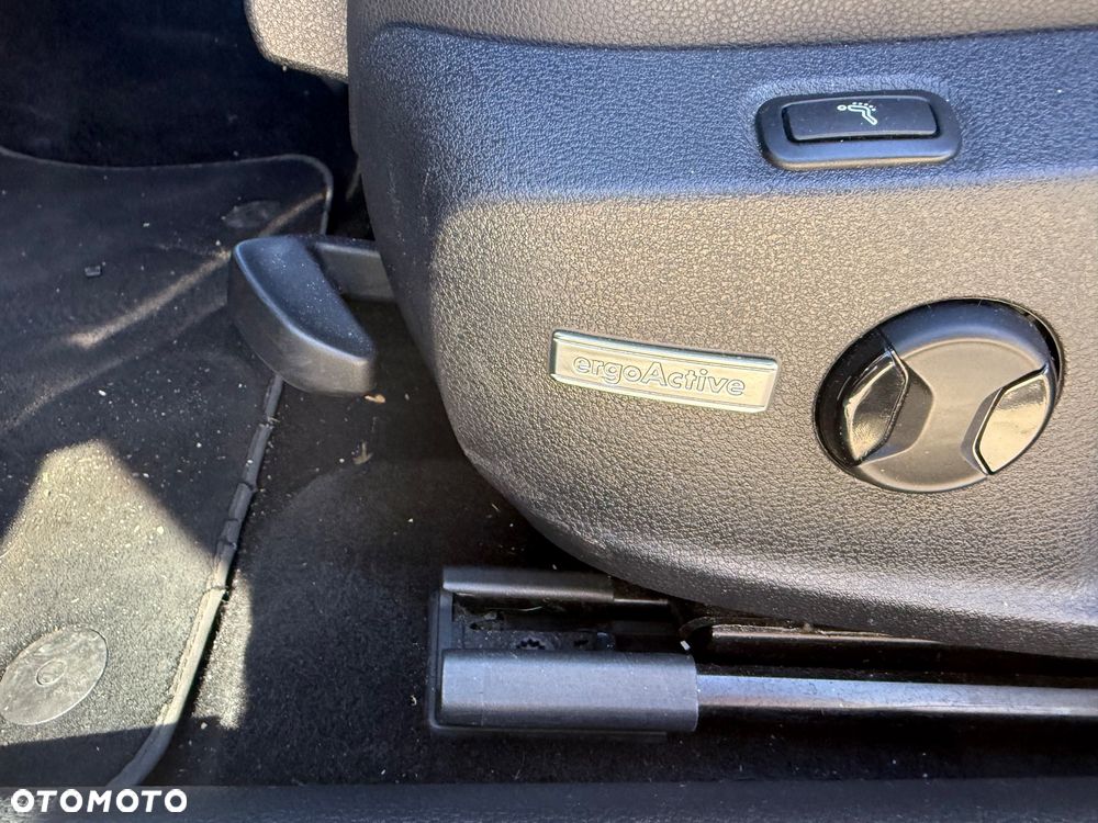 Volkswagen Golf - 18