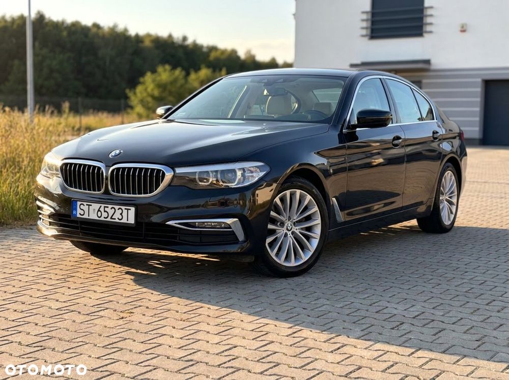 BMW Seria 5 520d xDrive Luxury Line - 1