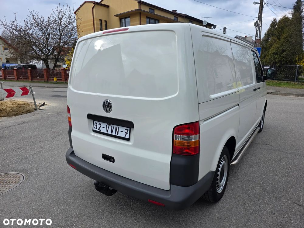 Volkswagen Transporter T5 - 10
