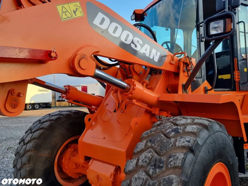 Doosan DL 250 Ładowarka Kołowa 14,4t SUPER STAN Waga Kamera - 8