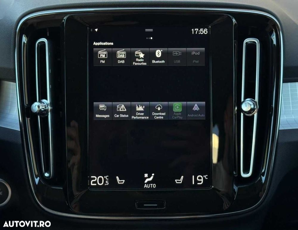 Volvo XC 40 Recharge T4 Twin Engine AT7 Inscription Expression - 32