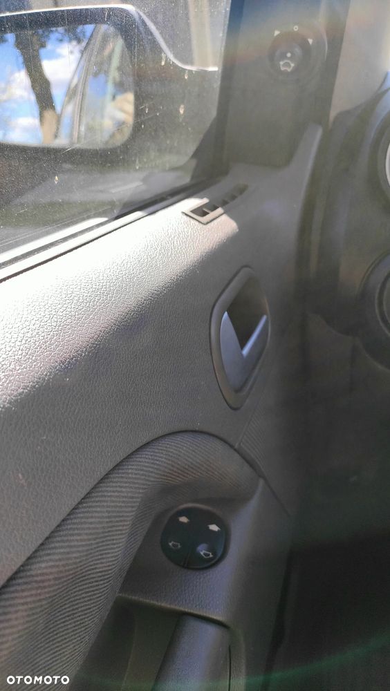 Ford Fiesta - 14
