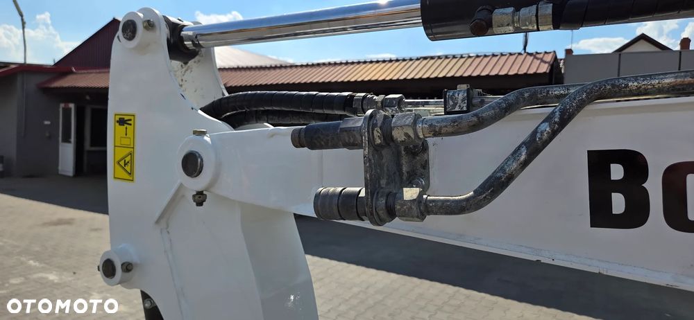 Bobcat <<Bobcat E26, 2021rok, tylko 1400 Mtg, waga 2600 kg, 2 łyżki, sprowadzona>> - 10