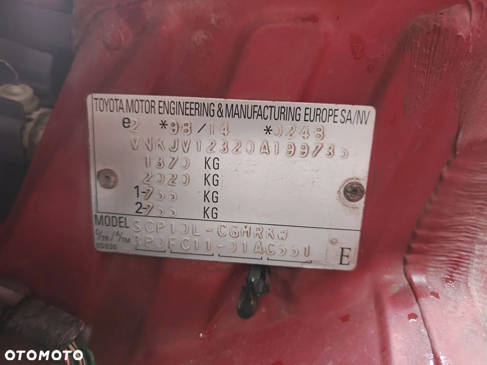 Toyota Yaris - 9