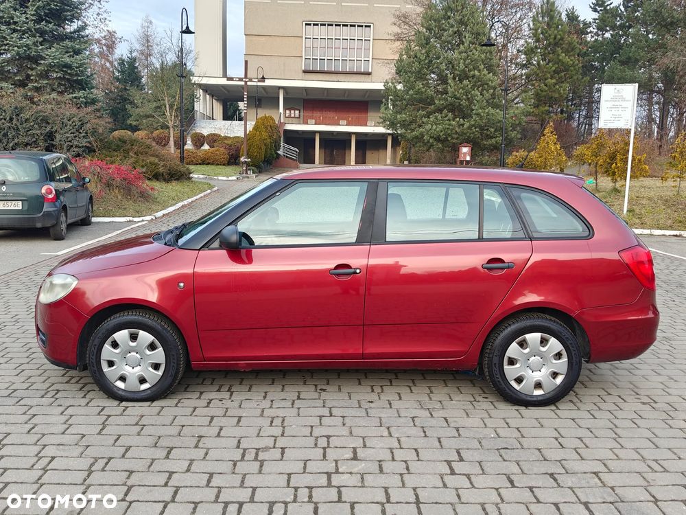 Skoda Fabia 1.4 16V Style - 32