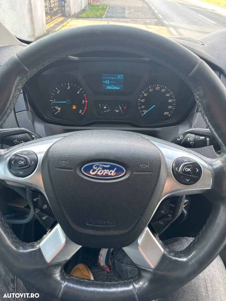 Ford Transit 2,2 - 7