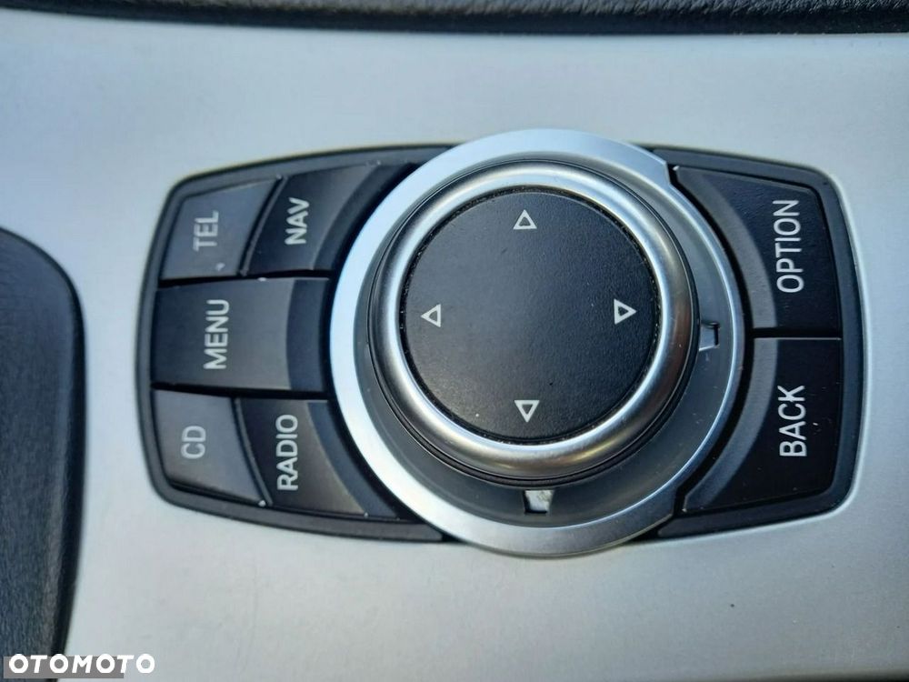 BMW Seria 3 - 35