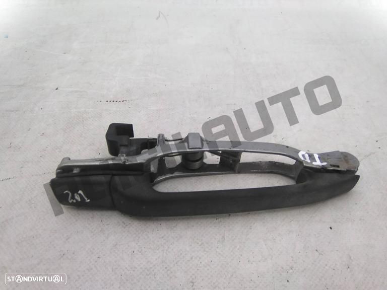 Puxador Exterior Trás Direito  Mercedes W201 (190) [1982_1993] - 1