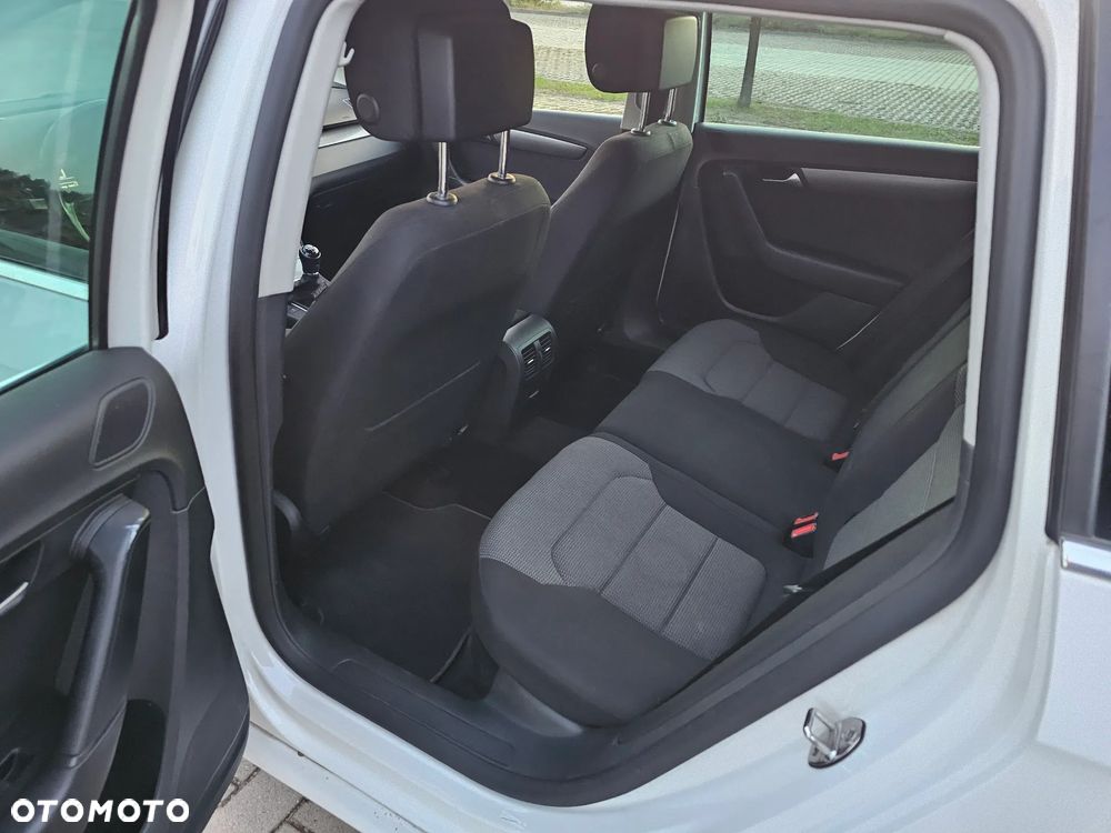 Volkswagen Passat Variant 2.0 TDI BlueMotion Technology Business Edition - 15