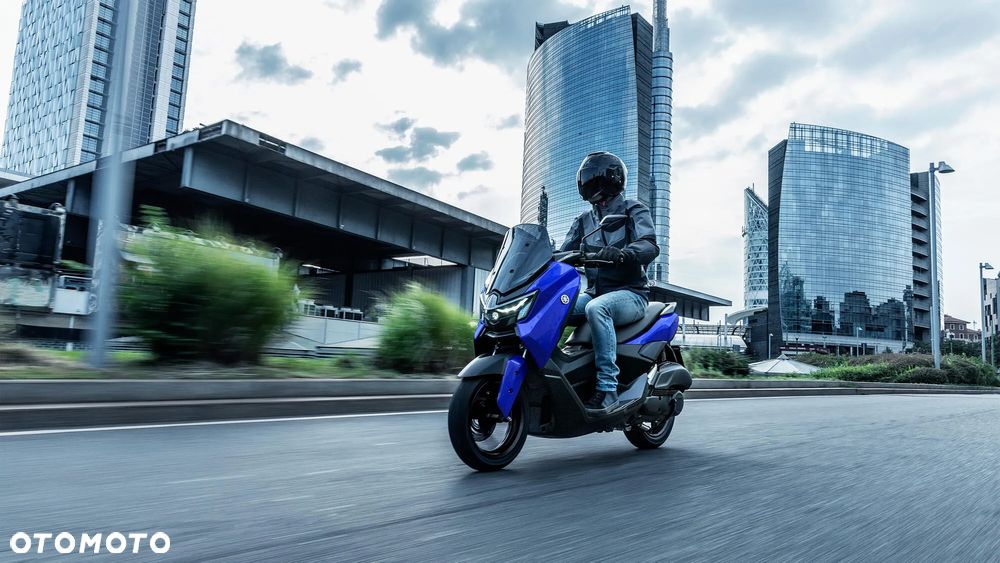 Yamaha NMAX - 12