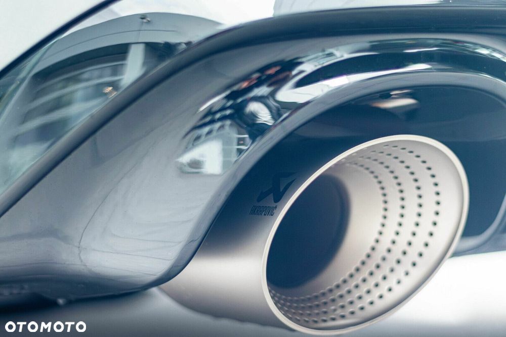 Volkswagen Golf - 22