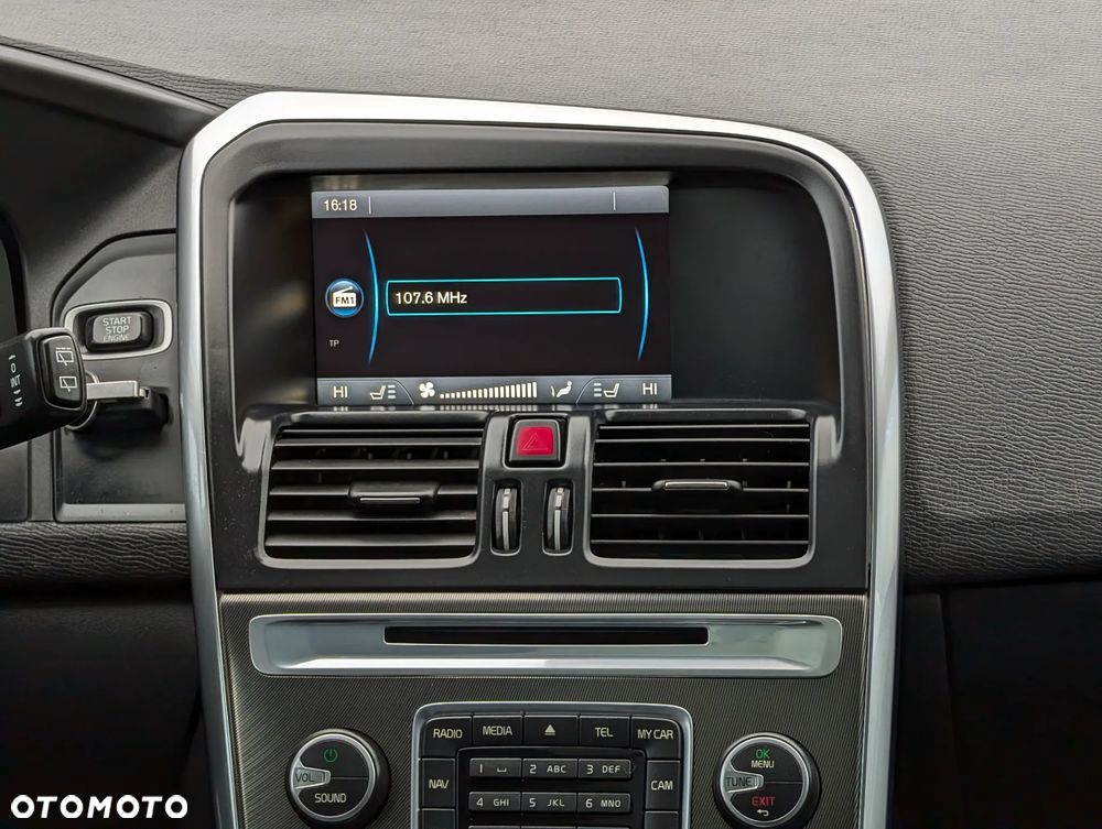 Volvo XC 60 D3 R Design - 30