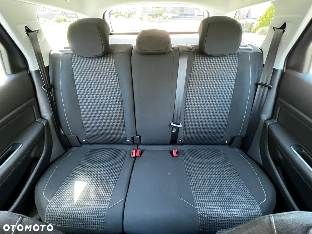 Peugeot 308 1.2 PureTech Business Line S&S - 34