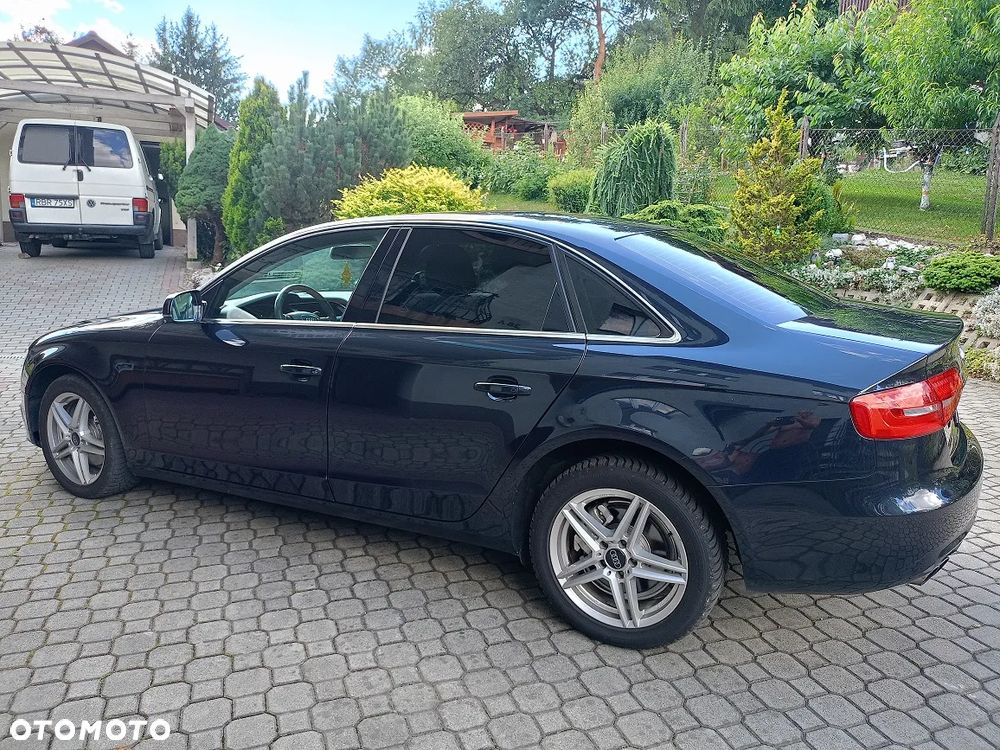 Audi A4 Limousine 2.0 TDI DPF multitronic Ambiente - 3