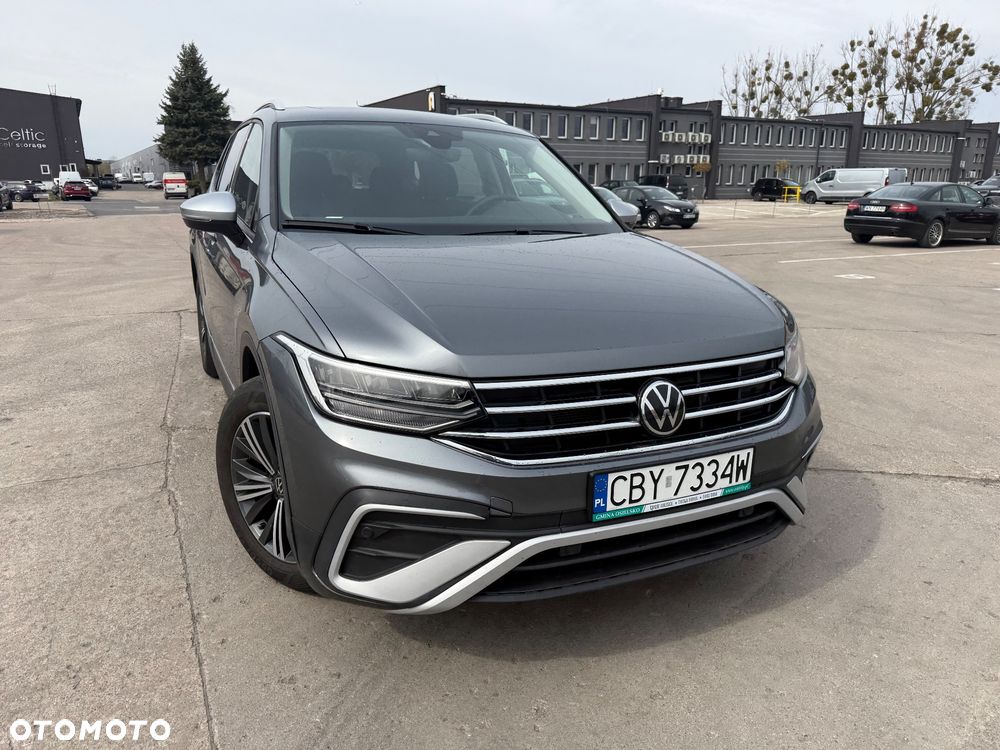 Volkswagen Tiguan Allspace 2.0 TSI 4Mot Life DSG - 2