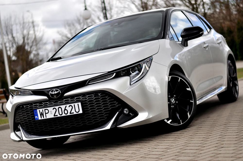 Toyota Corolla 2.0 Hybrid GR Sport - 11