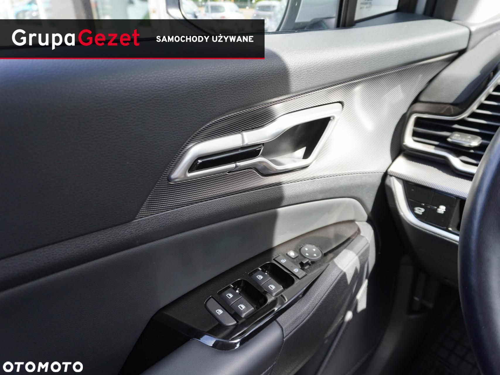 Kia Sportage - 16