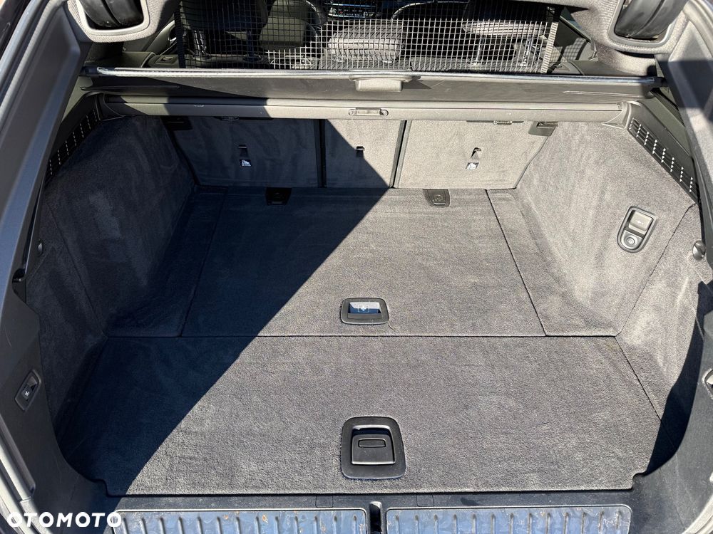 BMW Seria 5 520d xDrive M Sport sport - 26