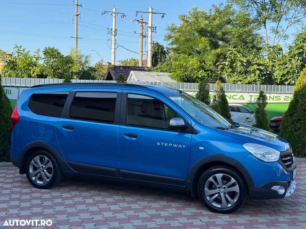 Dacia Lodgy 1.5 dCi Stepway - 11