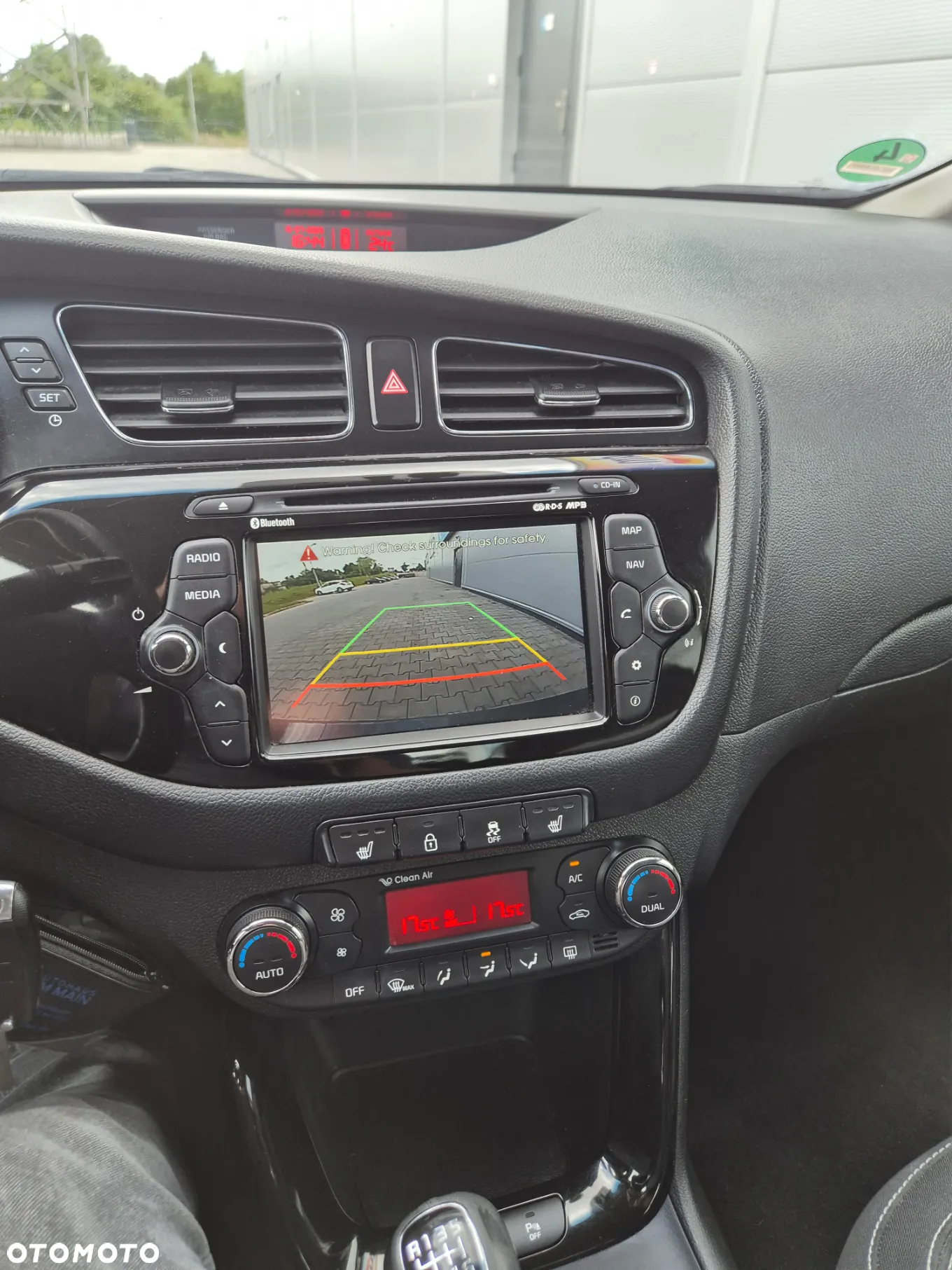 Kia Ceed 1.4 CVVT Dream Team Edition - 14
