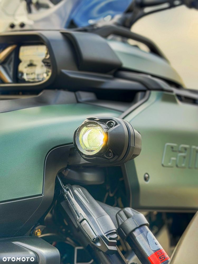 Can-Am Inny - 8