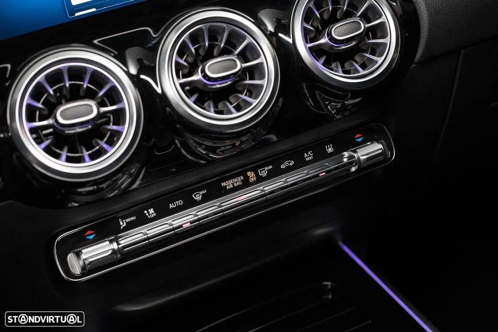 Mercedes-Benz GLA 250 e 8G-DCT AMG Line - 32