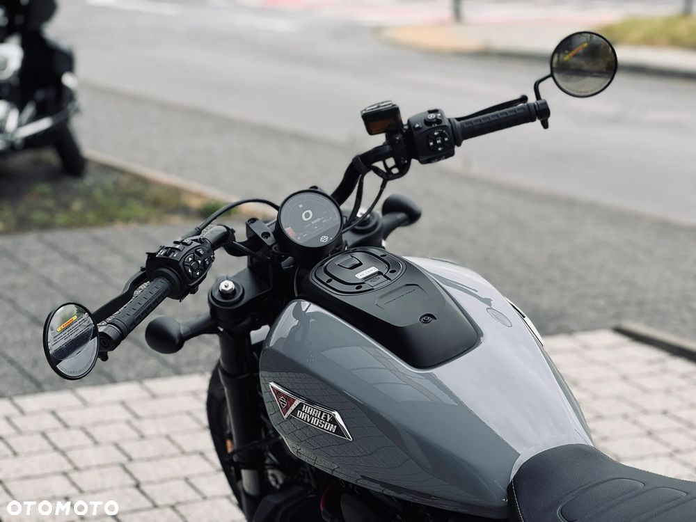 Harley-Davidson Sportster - 13