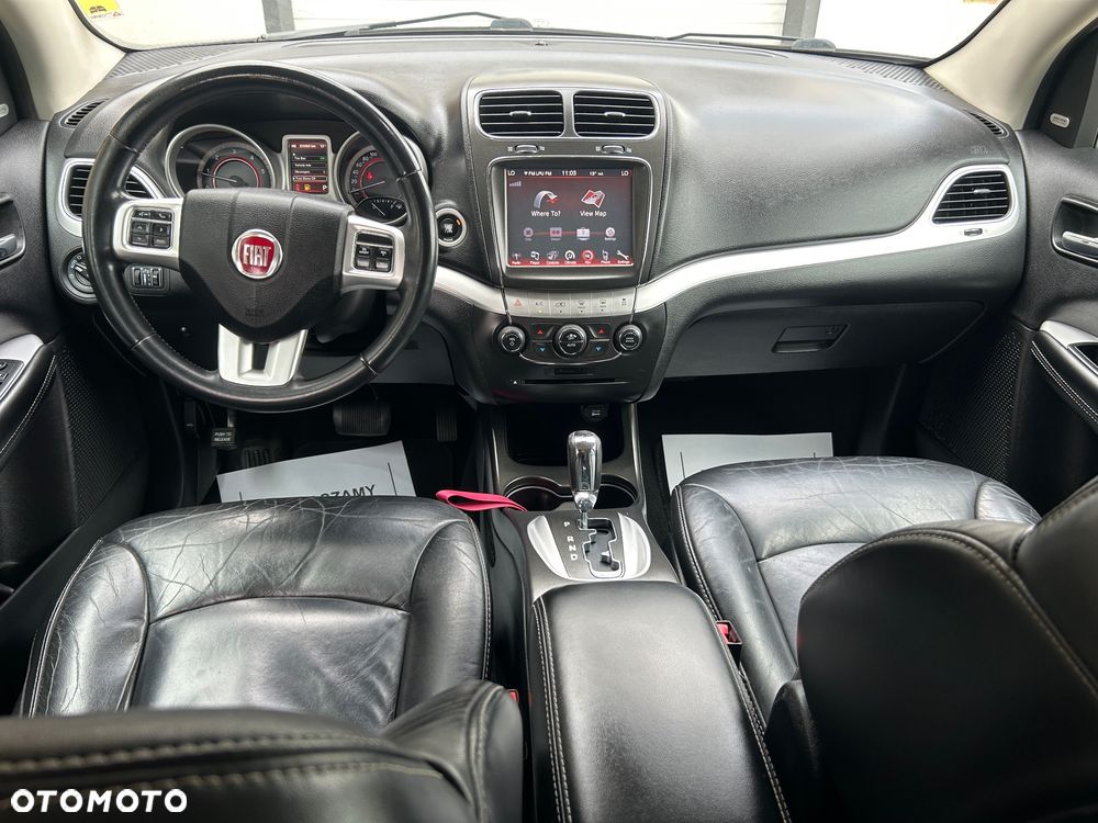 Fiat Freemont 2.0 Multijet Black Code AWD - 11