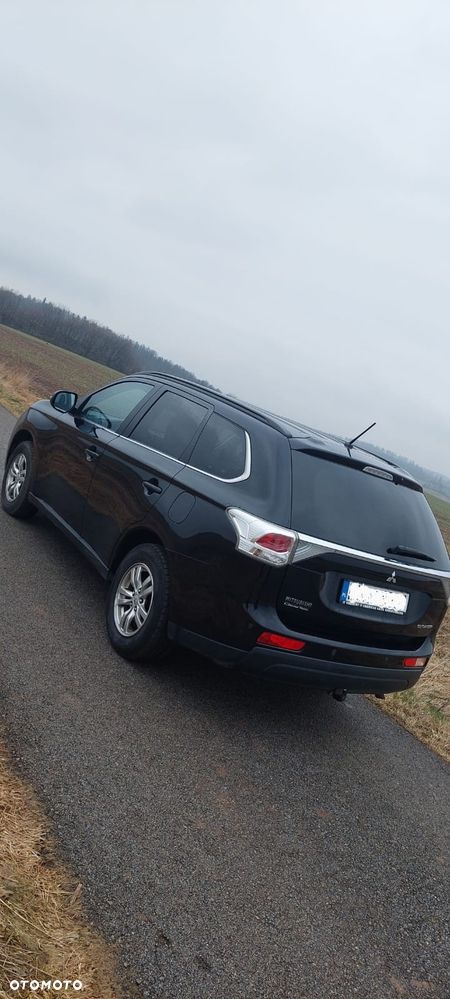 Mitsubishi Outlander - 13