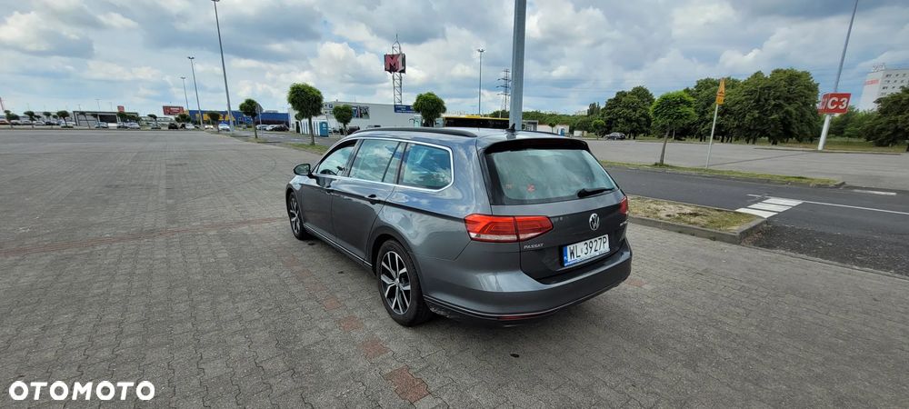 Volkswagen Passat 2.0 TDI BMT Comfortline DSG - 9