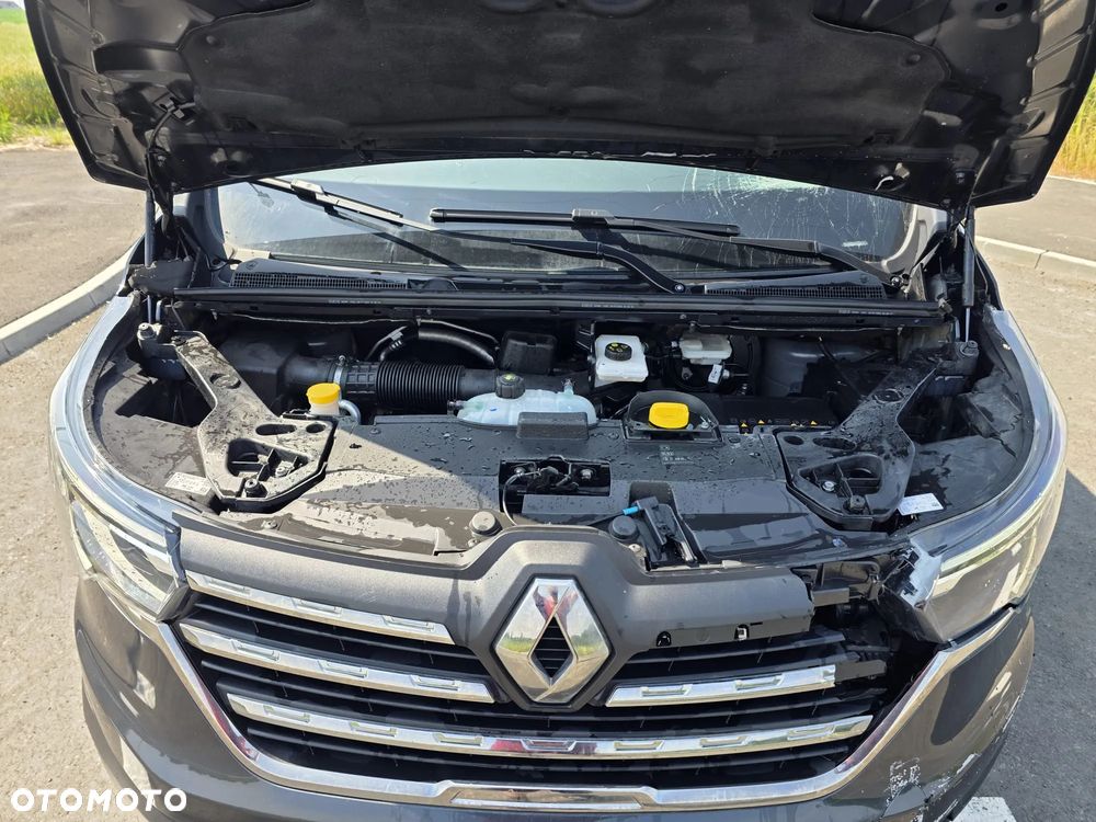 Renault Trafic - 12