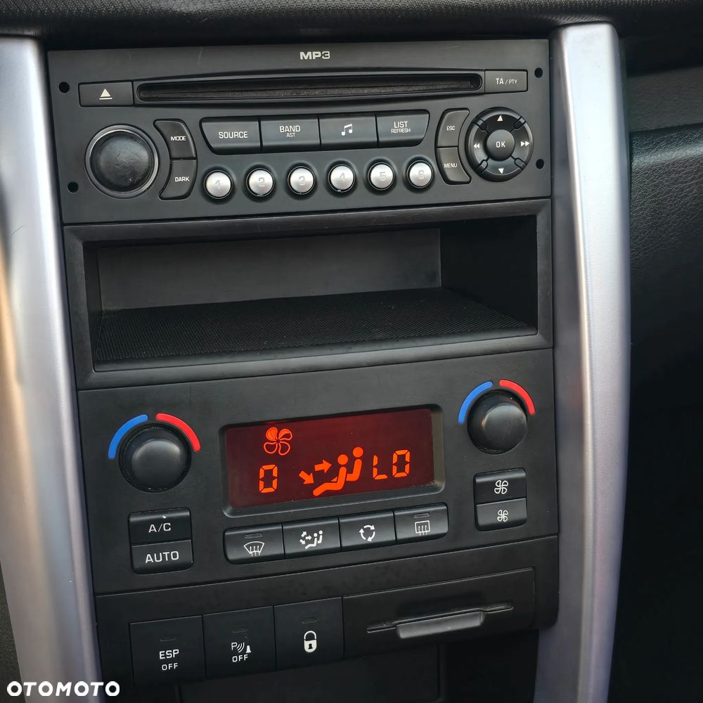 Peugeot 207 CC 120 VTi Black&White Edition - 28