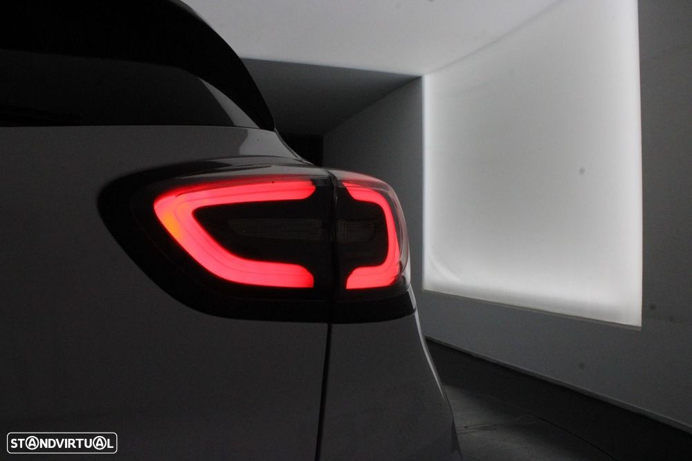 Ford Puma 1.0 EcoBoost MHEV ST-Line X Vivid Ruby Edition — fotografia 36