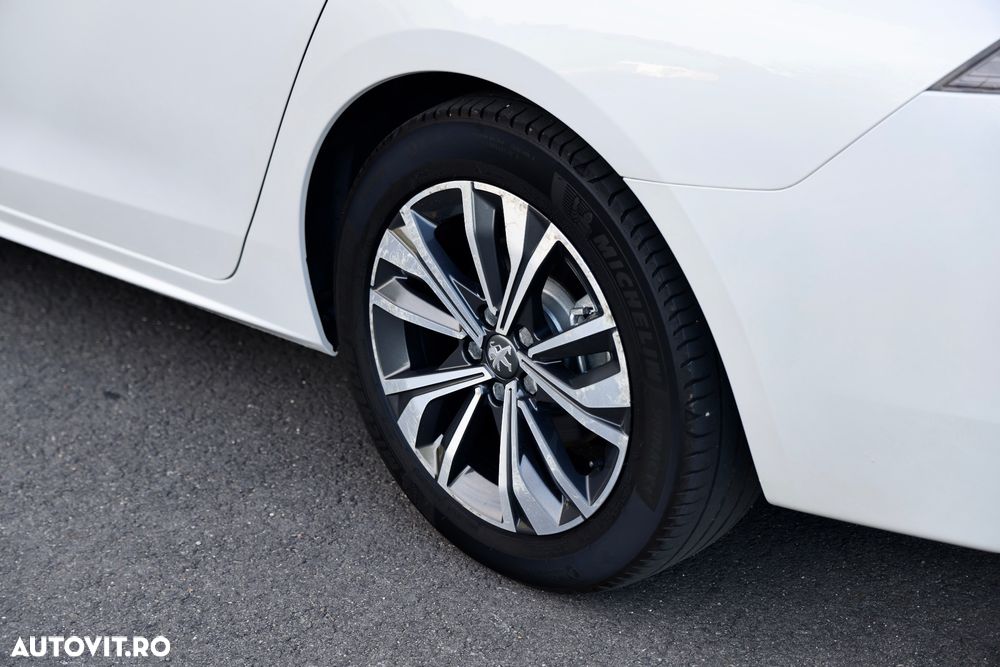 Peugeot 508 BlueHDi 130 EAT8 Active - 32