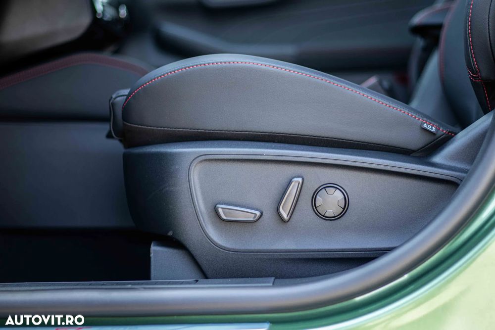 Ford Kuga 2.5 Duratec FWD PHEV ST-Line X - 8