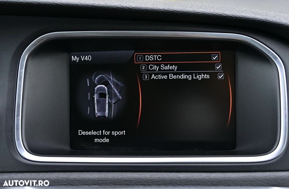 Volvo V40 D3 Geartronic RDesign - 22