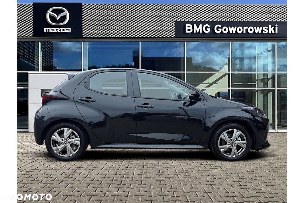 Mazda 2 - 24