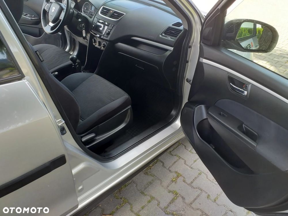 Suzuki Swift 1.2 4x4 Club - 17