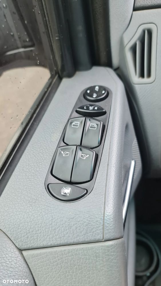 Mercedes-Benz Viano 2.2 CDI extralang Automatik Ambiente Activity - 27