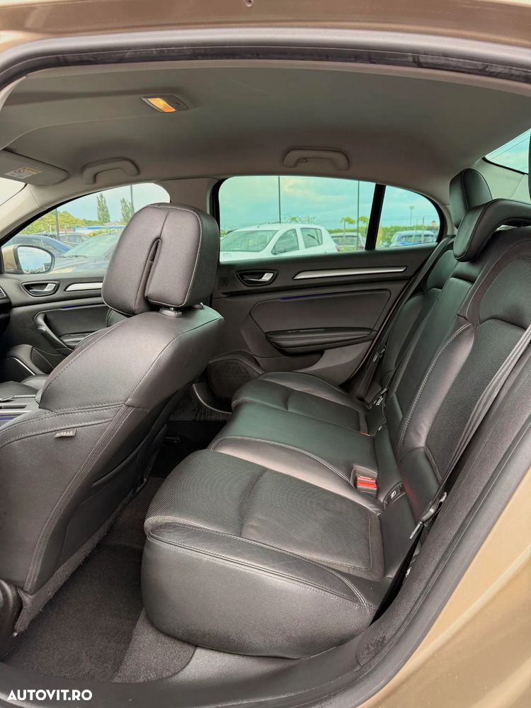 Renault Megane TCe EDC Intens - 20
