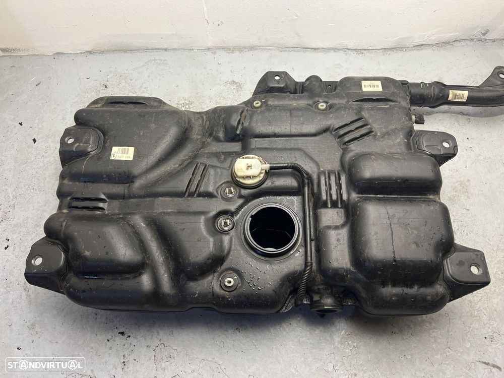 Depósito de Combustível FIAT TALENTO (296_) RENAULT TRAFIC III REF. 8201497675 - 2