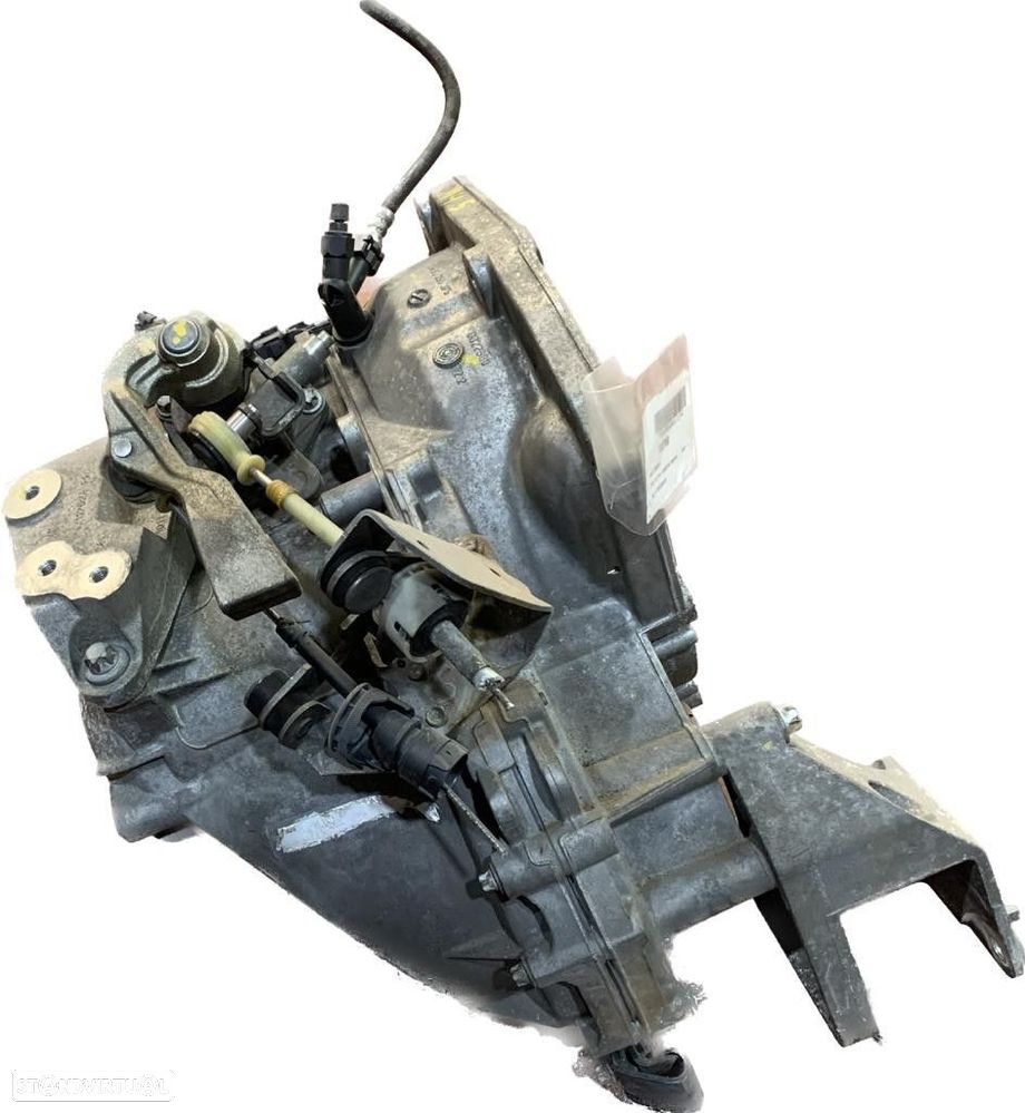 CAIXA VELOCIDADES OPEL VECTRA C 2005 -55350375 - 2