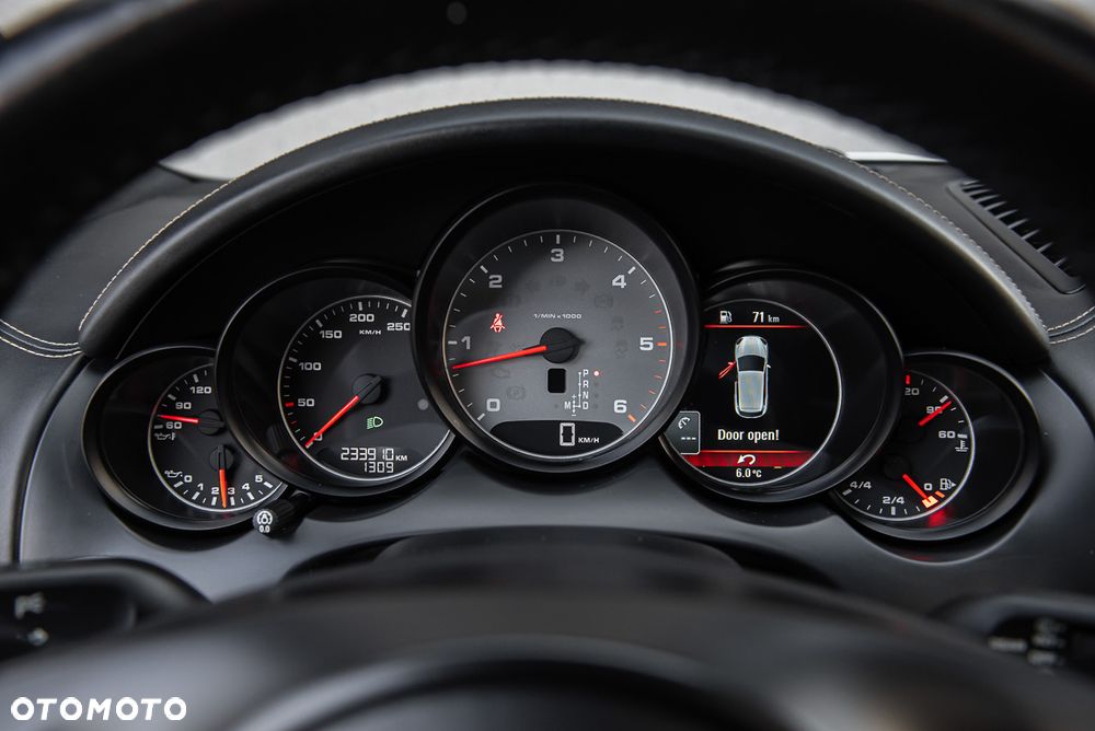Porsche Cayenne S Tiptronic S - 22