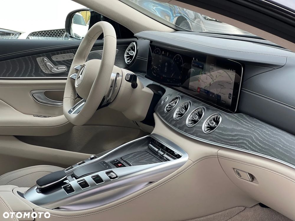 Mercedes-Benz AMG GT 43 4Matic+ Coupe 4D Speedshift TCT 9G - 16