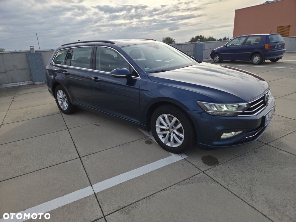 Volkswagen Passat - 3