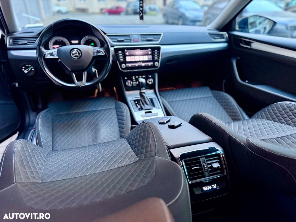 Skoda Superb Combi 2.0 TDI DSG Premium Edition - 12