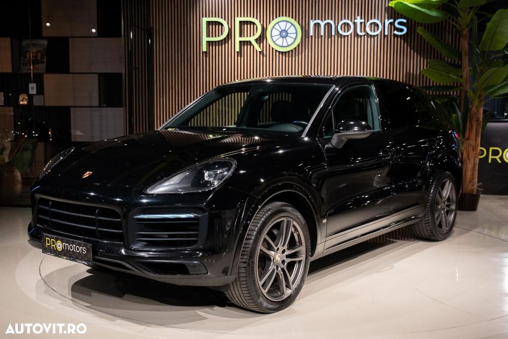 Porsche Cayenne Standard - 2