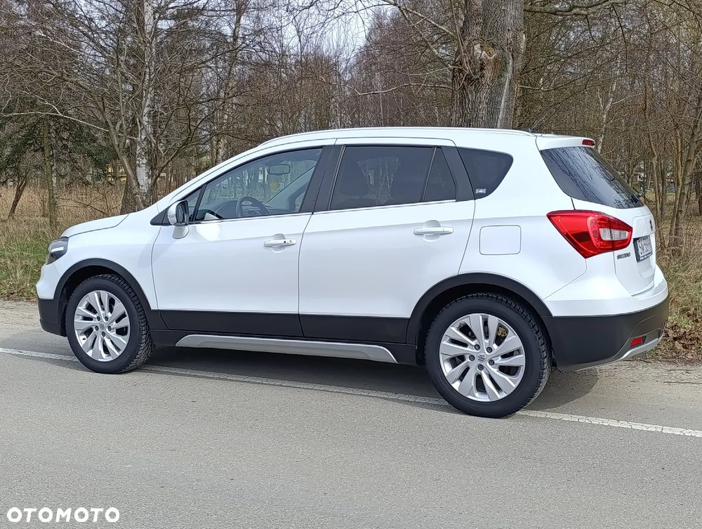 Suzuki SX4 S-Cross 1.4 T Premium - 8